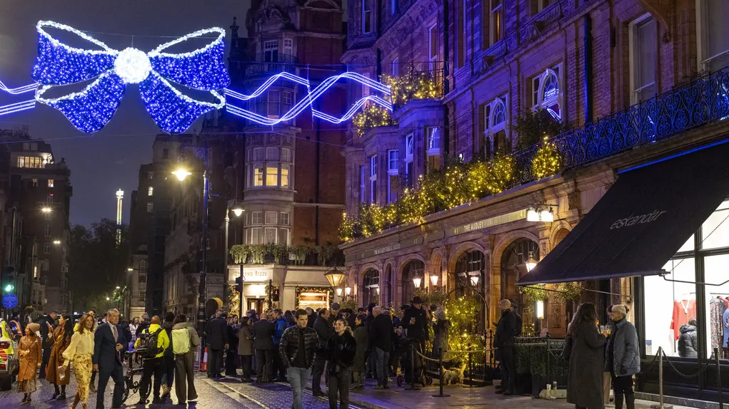 Christmas lights in Mayfair, a large blue bow design