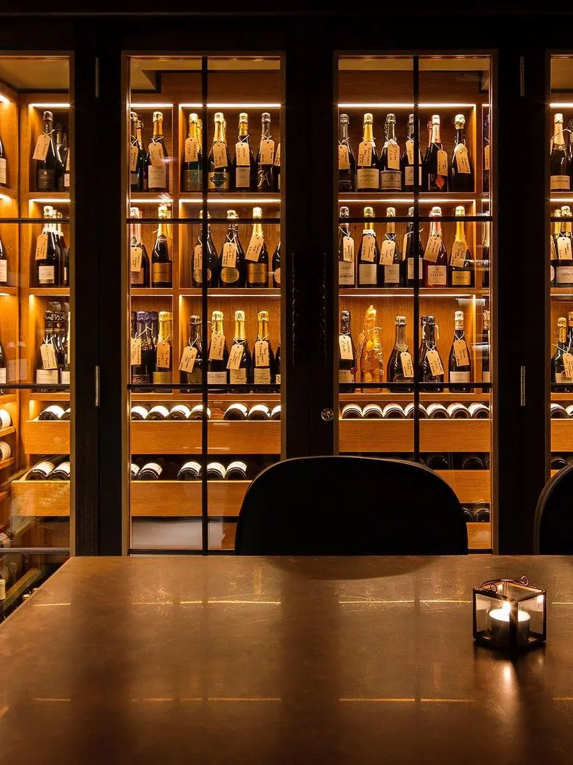 Interior of the Comptoir Café and Wine