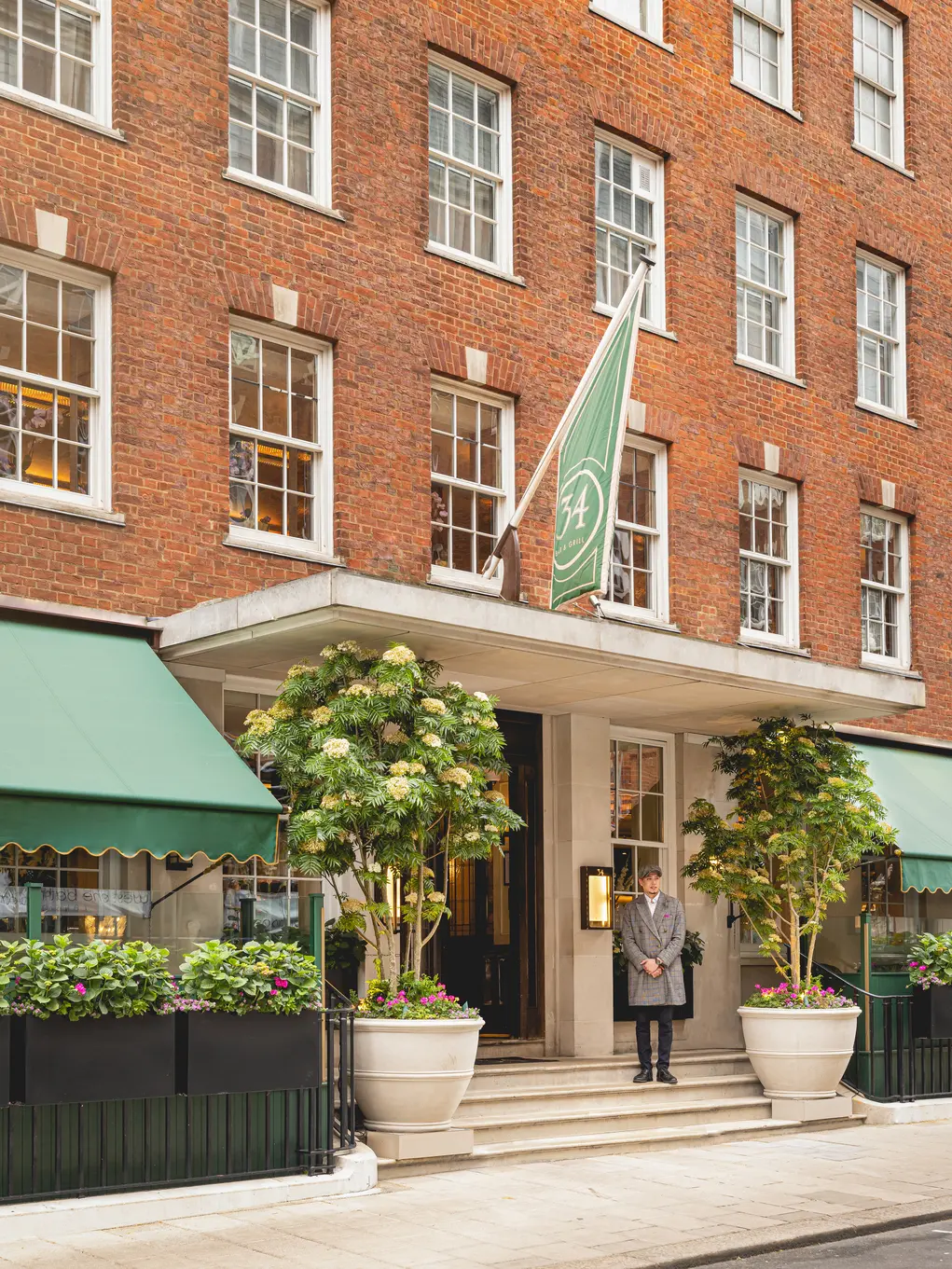 The entrance to 34 Mayfair