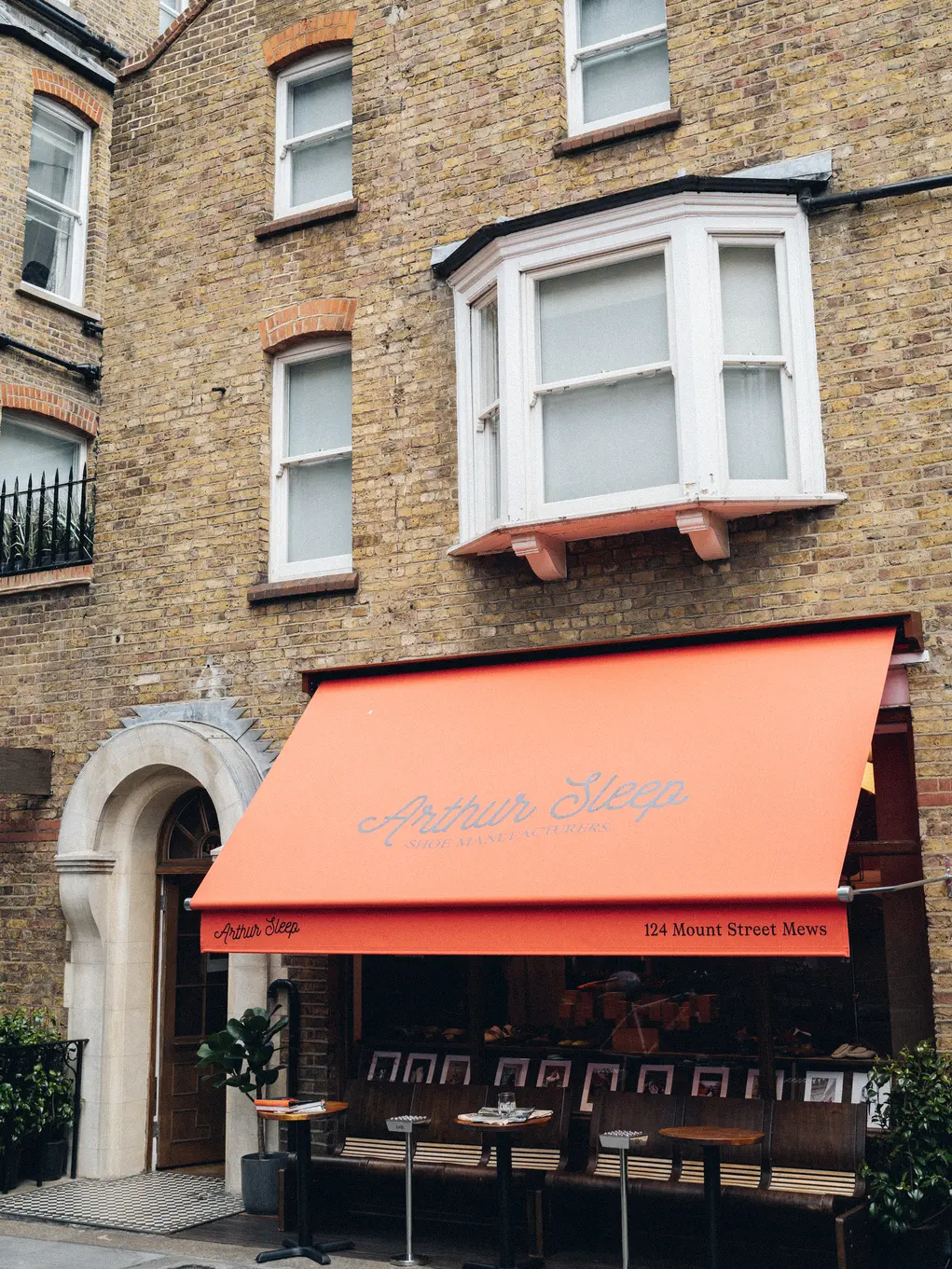 The exterior of Arthur Sleep
