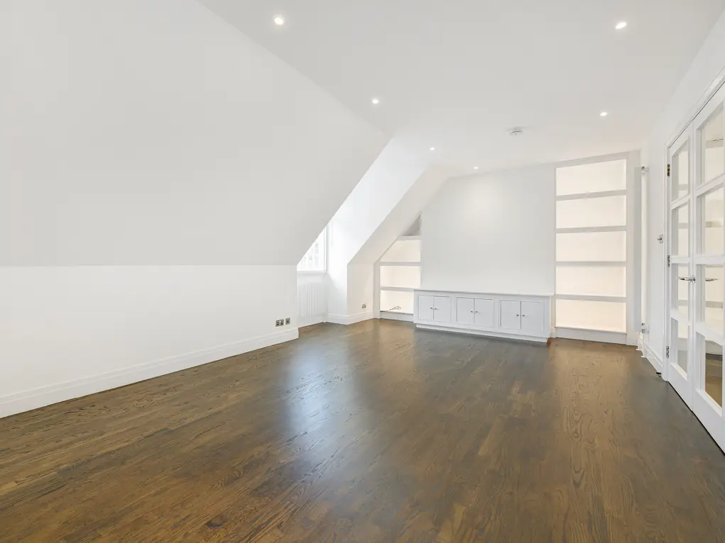 An empty room with white walls