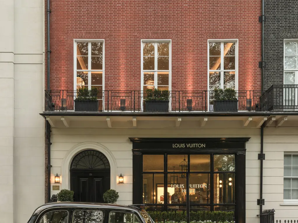 Exterior with a black cab